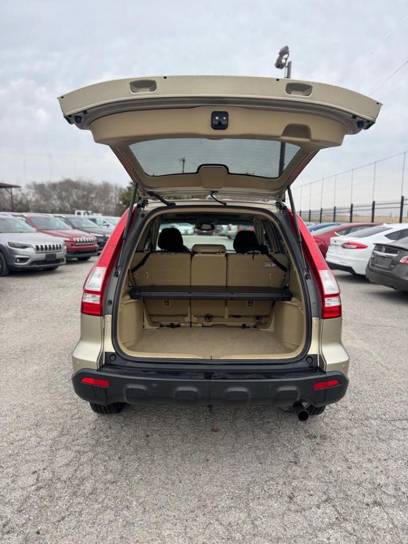 2009 GOLD HONDA CR-V EXL (JHLRE38799C) with an 2.4L engine, Automatic transmission, located at 1507 S Hwy 67, Cedar Hill, TX, 75104, (972) 293-1833, 32.556370, -96.973297 - Photo#3