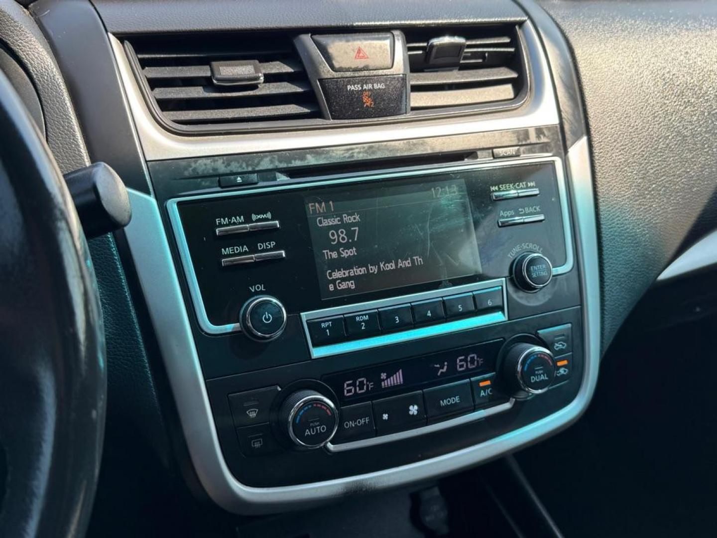 2016 GRAY NISSAN ALTIMA 2.5 (1N4AL3AP4GC) with an 2.5L engine, Continuously Variable transmission, located at 1507 S Hwy 67, Cedar Hill, TX, 75104, (972) 293-1833, 32.556370, -96.973297 - Photo#25