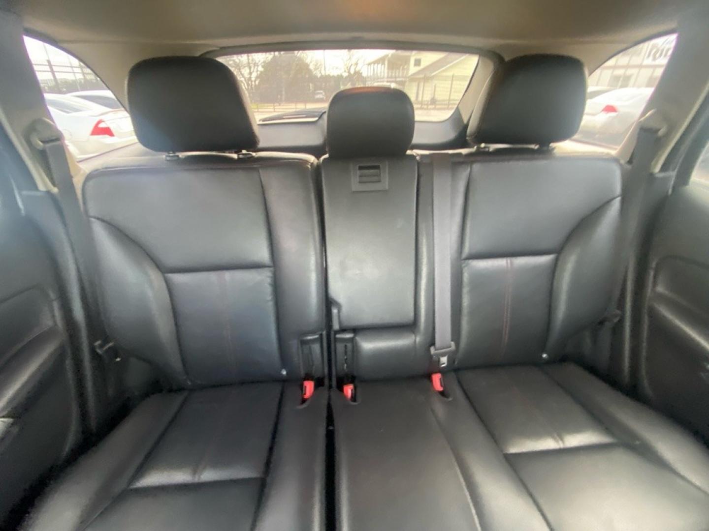 2012 SILVER FORD EDGE SEL (2FMDK4JC9CB) with an 3.5L engine, Automatic transmission, located at 1507 S Hwy 67, Cedar Hill, TX, 75104, (972) 293-1833, 32.556370, -96.973297- Photo#6