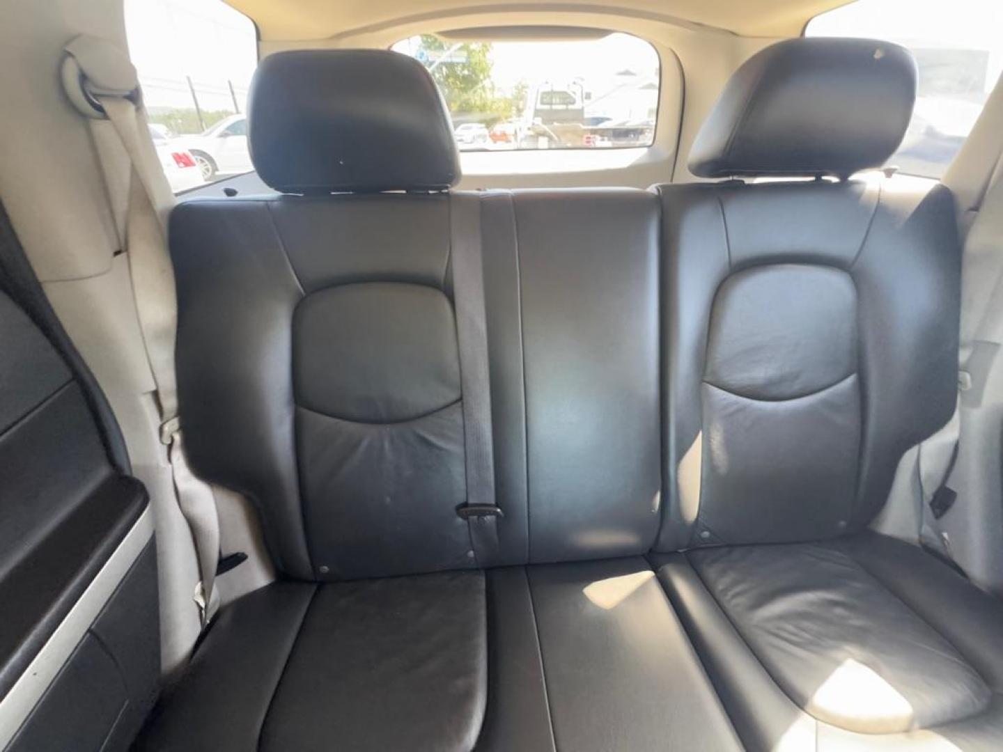 2011 GRAY CHEVROLET HHR LT (3GNBABFW5BS) with an 2.2L engine, Automatic transmission, located at 1507 S Hwy 67, Cedar Hill, TX, 75104, (972) 293-1833, 32.556370, -96.973297 - Photo#6