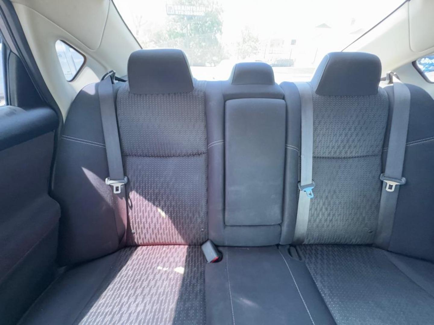 2017 GRAY NISSAN ALTIMA 2.5 (1N4AL3AP1HN) with an 2.5L engine, Continuously Variable transmission, located at 1507 S Hwy 67, Cedar Hill, TX, 75104, (972) 293-1833, 32.556370, -96.973297 - Photo#6