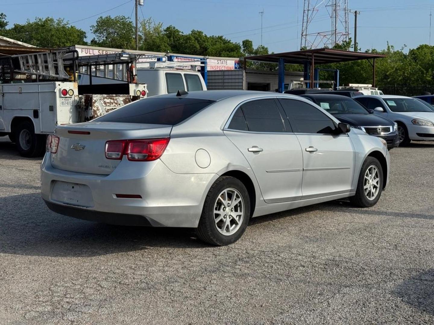 2014 SILVER CHEVROLET MALIBU LS (1G11A5SL1EF) with an 2.5L engine, Automatic transmission, located at 1507 S Hwy 67, Cedar Hill, TX, 75104, (972) 293-1833, 32.556370, -96.973297 - Photo#2