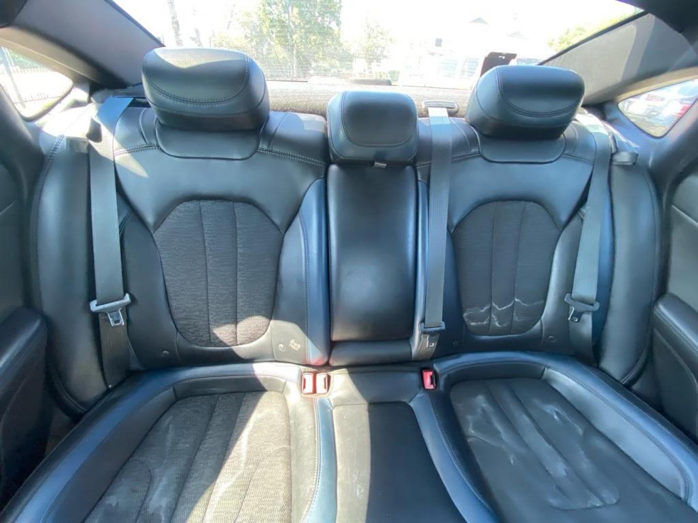 2015 SILVER CHRYSLER 200 S (1C3CCCBB1FN) with an 2.4L engine, Automatic transmission, located at 1507 S Hwy 67, Cedar Hill, TX, 75104, (972) 293-1833, 32.556370, -96.973297 - Photo#6