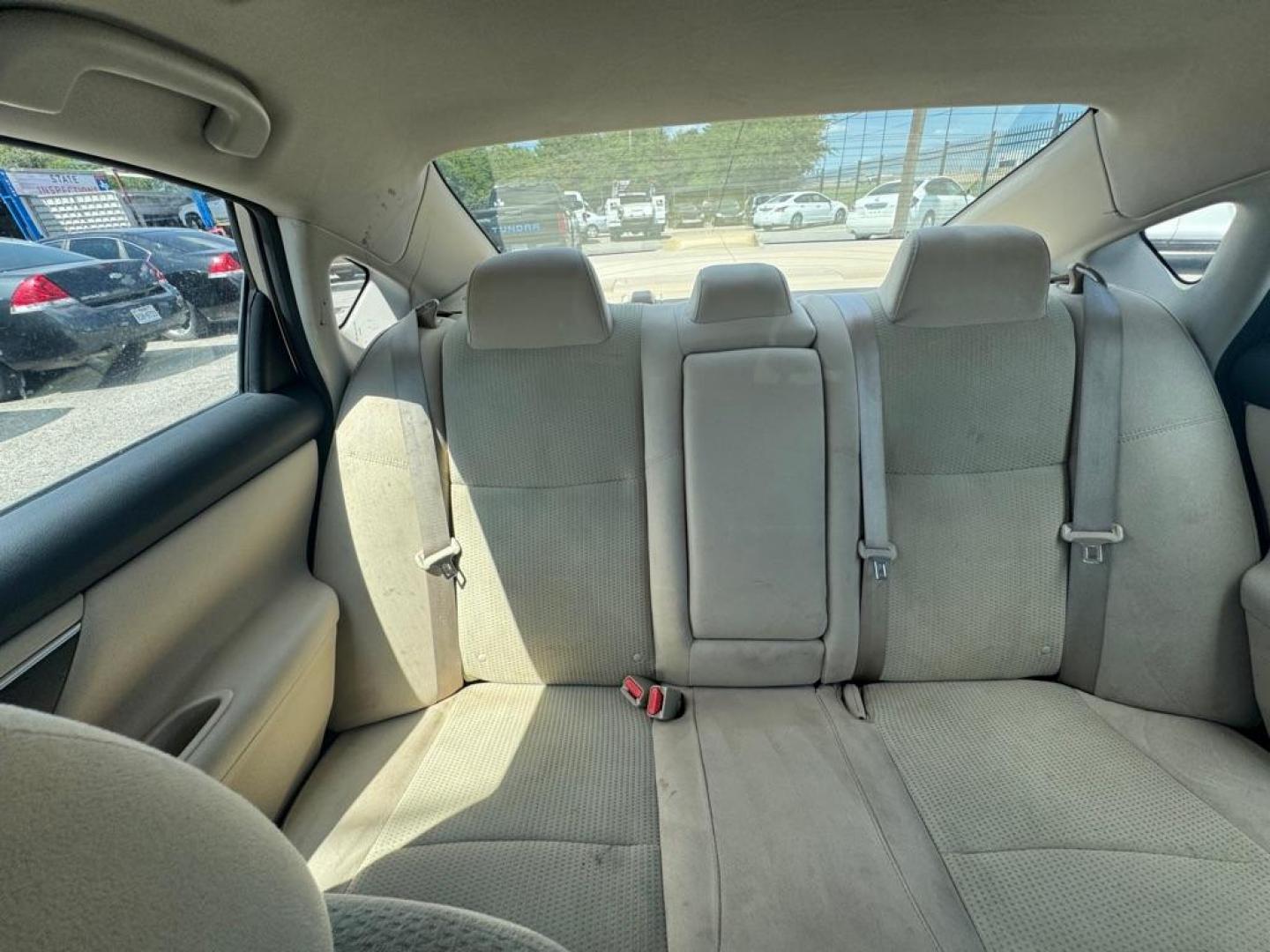 2015 TAN NISSAN ALTIMA 2.5 (1N4AL3AP7FC) with an 2.5L engine, Continuously Variable transmission, located at 1507 S Hwy 67, Cedar Hill, TX, 75104, (972) 293-1833, 32.556370, -96.973297 - Photo#6