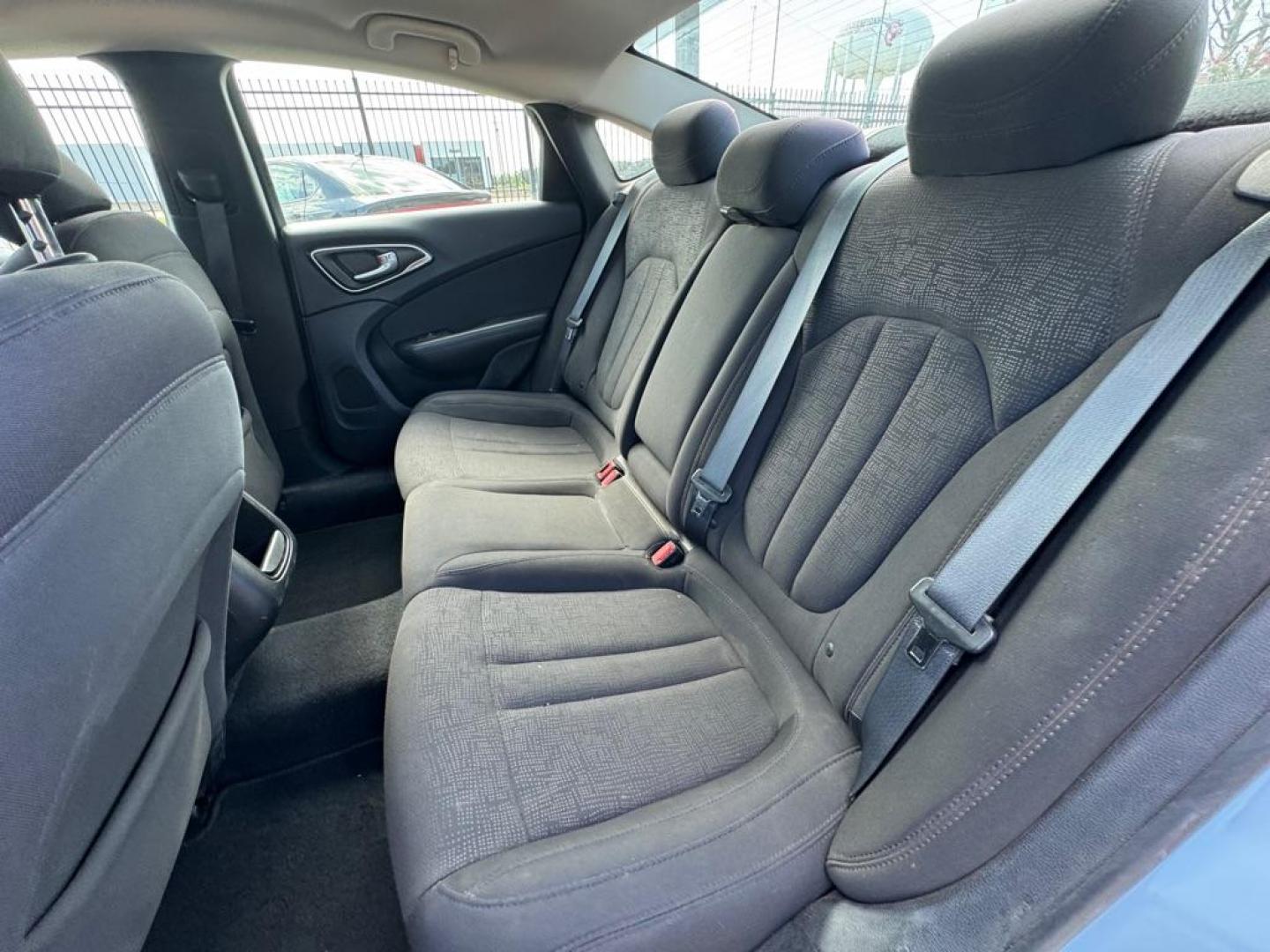 2015 BLUE CHRYSLER 200 LIMITED (1C3CCCAB7FN) with an 2.4L engine, Automatic transmission, located at 1507 S Hwy 67, Cedar Hill, TX, 75104, (972) 293-1833, 32.556370, -96.973297 - Photo#6