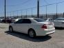 2012 WHITE FORD FUSION S (3FAHP0GA2CR) with an 2.5L engine, Automatic transmission, located at 1507 S Hwy 67, Cedar Hill, TX, 75104, (972) 293-1833, 32.556370, -96.973297 - Photo#3