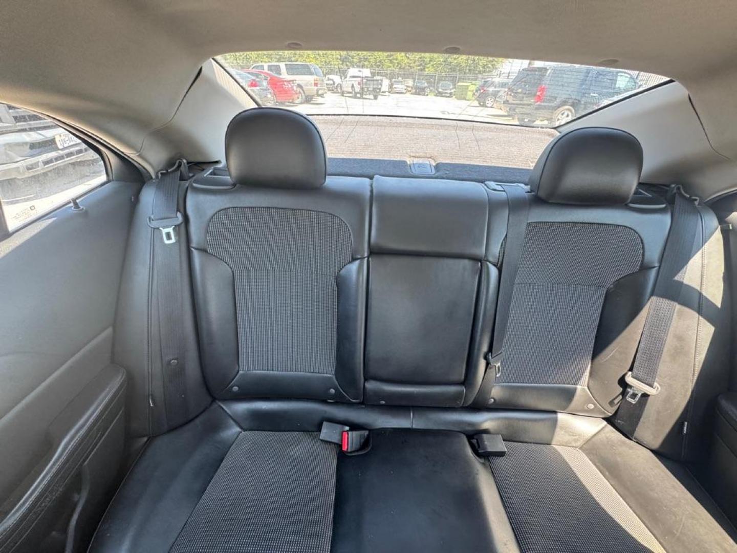 2015 BEIGE CHEVROLET MALIBU 1LT (1G11C5SL1FF) with an 2.5L engine, Automatic transmission, located at 1507 S Hwy 67, Cedar Hill, TX, 75104, (972) 293-1833, 32.556370, -96.973297 - Photo#6