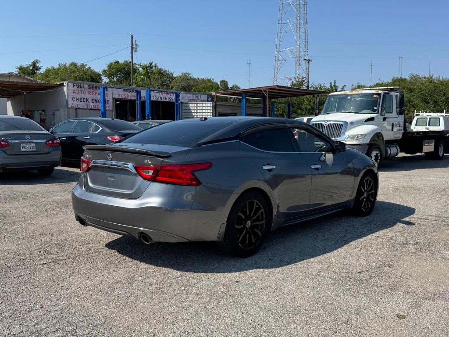 2017 GRAY NISSAN MAXIMA 3.5S (1N4AA6APXHC) with an 3.5L engine, Continuously Variable transmission, located at 1507 S Hwy 67, Cedar Hill, TX, 75104, (972) 293-1833, 32.556370, -96.973297 - Photo#2