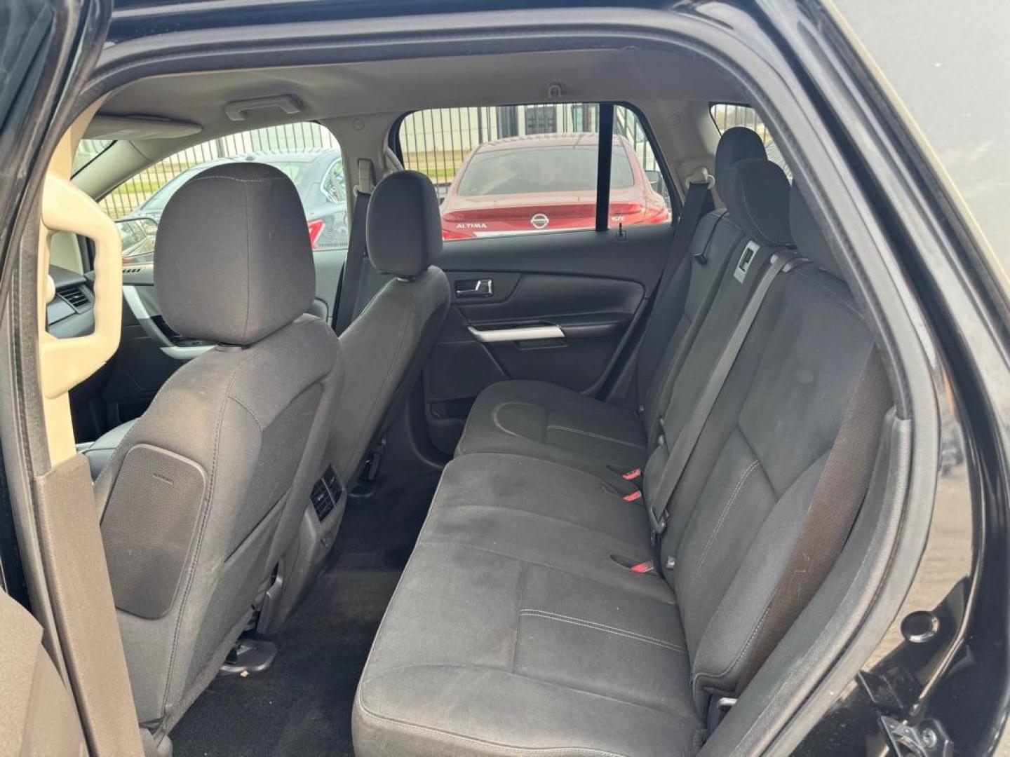 2013 BLACK FORD EDGE SE (2FMDK3GC0DB) with an 3.5L engine, Automatic transmission, located at 1507 S Hwy 67, Cedar Hill, TX, 75104, (972) 293-1833, 32.556370, -96.973297 - Photo#5