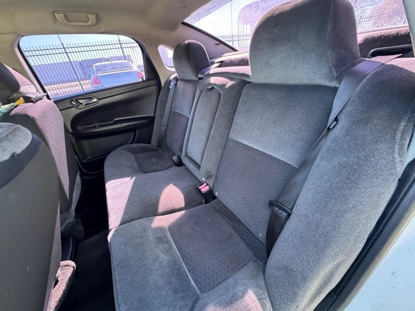 2012 WHITE CHEVROLET IMPALA LT (2G1WB5E30C1) with an 3.6L engine, Automatic transmission, located at 1507 S Hwy 67, Cedar Hill, TX, 75104, (972) 293-1833, 32.556370, -96.973297 - Photo#6