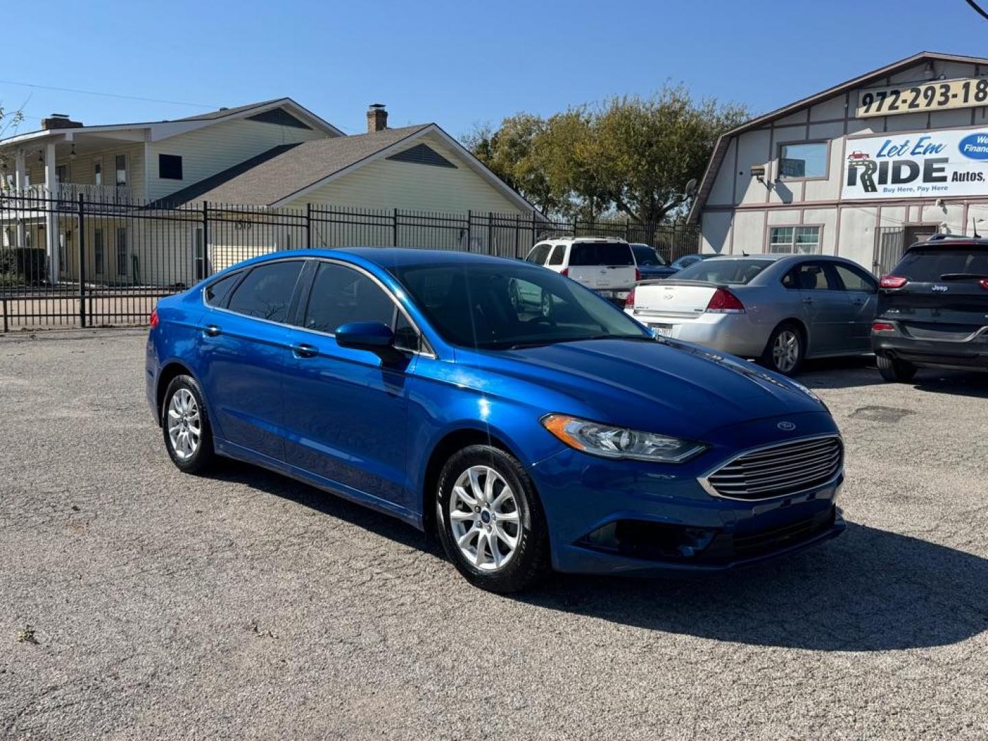 2017 BLUE FORD FUSION S (3FA6P0G73HR) with an 2.5L engine, Automatic transmission, located at 1507 S Hwy 67, Cedar Hill, TX, 75104, (972) 293-1833, 32.556370, -96.973297 - Photo#1