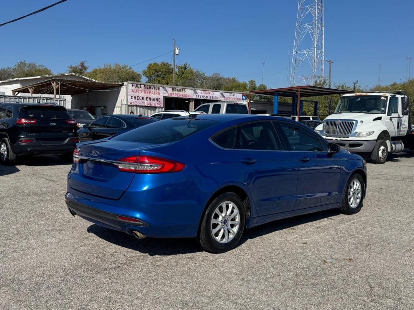 2017 BLUE FORD FUSION S (3FA6P0G73HR) with an 2.5L engine, Automatic transmission, located at 1507 S Hwy 67, Cedar Hill, TX, 75104, (972) 293-1833, 32.556370, -96.973297 - Photo#2