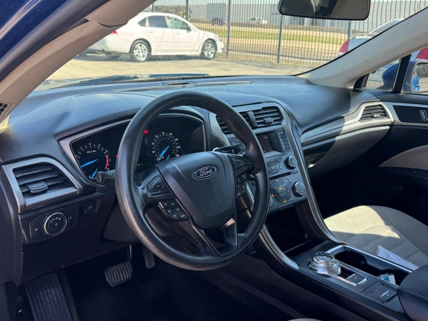 2017 BLUE FORD FUSION S (3FA6P0G73HR) with an 2.5L engine, Automatic transmission, located at 1507 S Hwy 67, Cedar Hill, TX, 75104, (972) 293-1833, 32.556370, -96.973297 - Photo#4