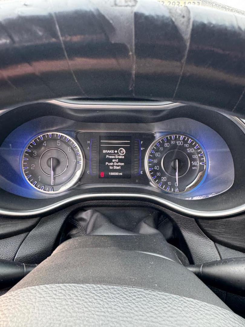 2014 BLACK JEEP CHEROKEE LATITUDE (1C4PJMCB3EW) with an 2.4L engine, Automatic transmission, located at 1507 S Hwy 67, Cedar Hill, TX, 75104, (972) 293-1833, 32.556370, -96.973297 - Photo#8