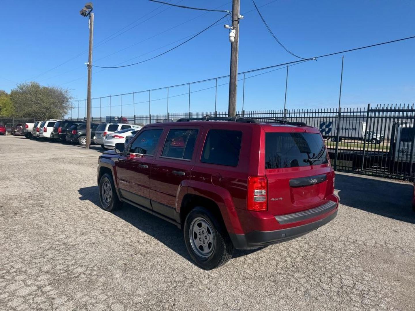 2014 RED JEEP PATRIOT SPORT (1C4NJRBBXED) with an 2.4L engine, Continuously Variable transmission, located at 1507 S Hwy 67, Cedar Hill, TX, 75104, (972) 293-1833, 32.556370, -96.973297 - Photo#3