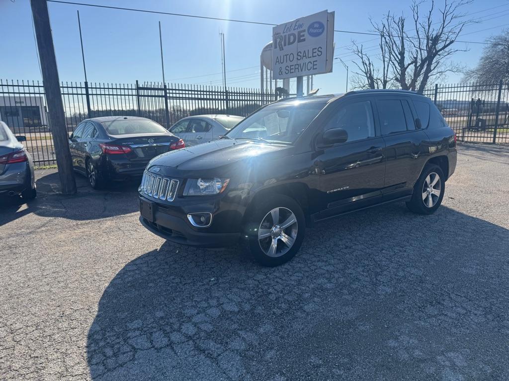 photo of 2017 JEEP COMPASS LATITUDE