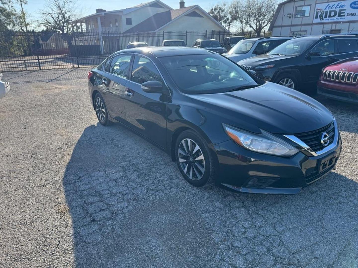 2016 BLUE NISSAN ALTIMA 2.5 (1N4AL3AP8GC) with an 2.5L engine, Continuously Variable transmission, located at 1507 S Hwy 67, Cedar Hill, TX, 75104, (972) 293-1833, 32.556370, -96.973297 - Photo#3