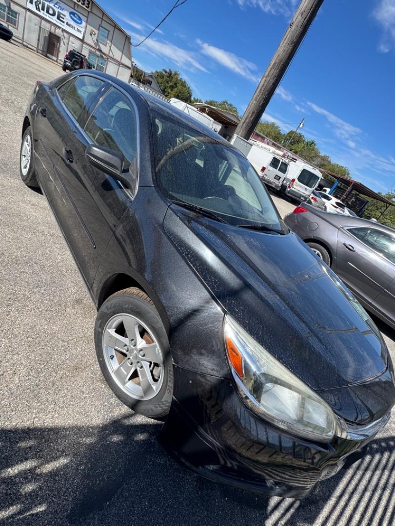 2014 BLACK CHEVROLET MALIBU LS (1G11B5SLXEF) with an 2.5L engine, Automatic transmission, located at 1507 S Hwy 67, Cedar Hill, TX, 75104, (972) 293-1833, 32.556370, -96.973297- Photo#1