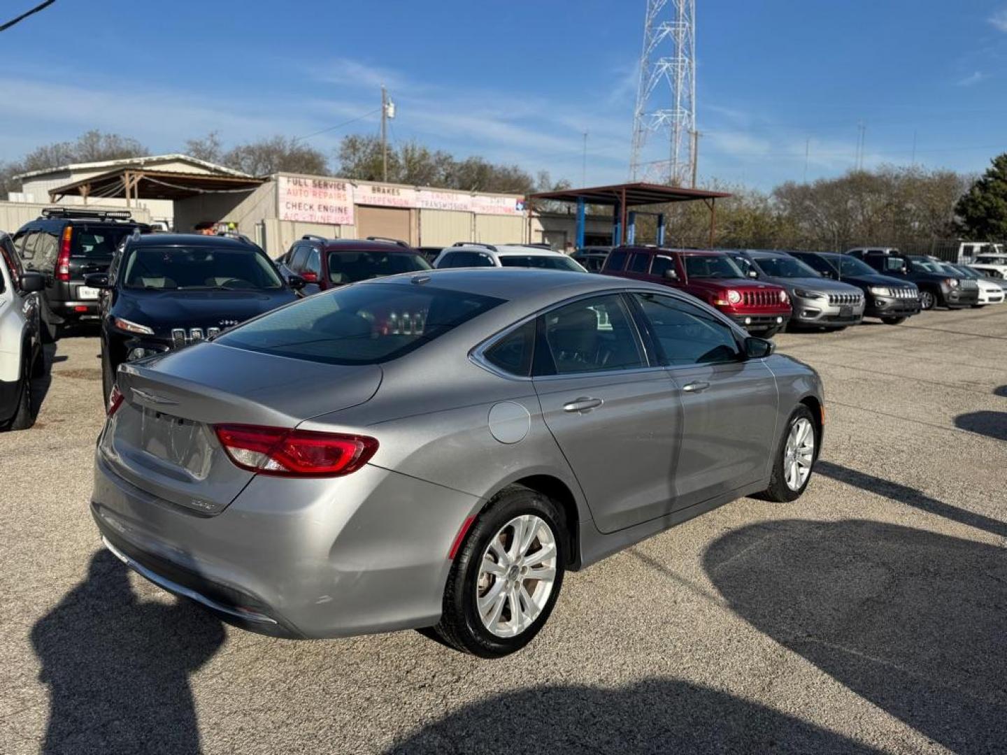 2015 SILVER CHRYSLER 200 LIMITED (1C3CCCAB1FN) with an 2.4L engine, Automatic transmission, located at 1507 S Hwy 67, Cedar Hill, TX, 75104, (972) 293-1833, 32.556370, -96.973297 - Photo#2
