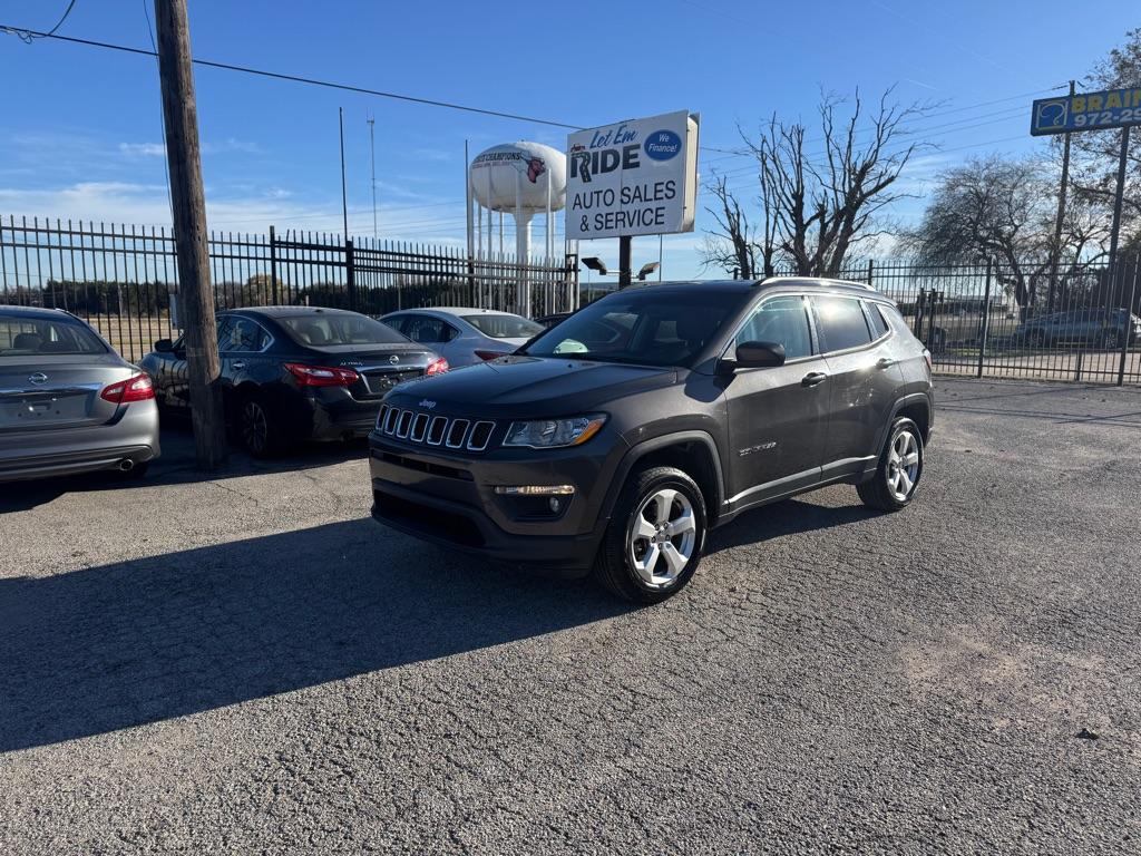 photo of 2018 JEEP COMPASS LATITUDE