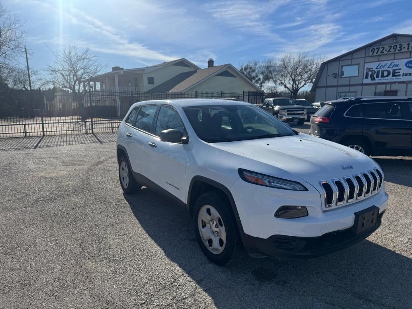 2017 BLACK JEEP CHEROKEE SPORT (1C4PJLAB0HW) with an 2.4L engine, Automatic transmission, located at 1507 S Hwy 67, Cedar Hill, TX, 75104, (972) 293-1833, 32.556370, -96.973297 - Photo#1