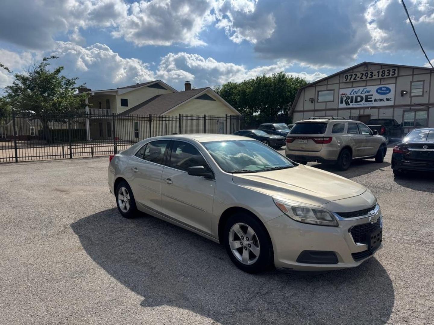 2016 GOLD CHEVROLET MALIBU LIMITED LS (1G11B5SA6GF) with an 2.5L engine, Automatic transmission, located at 1507 S Hwy 67, Cedar Hill, TX, 75104, (972) 293-1833, 32.556370, -96.973297 - Photo#1