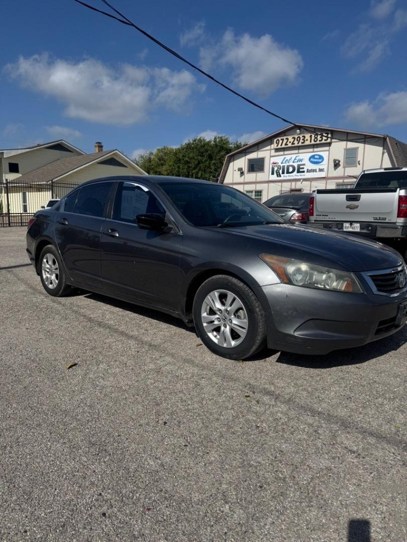 2010 GRAY HONDA ACCORD LXP (1HGCP2F49AA) with an 2.4L engine, Automatic transmission, located at 1507 S Hwy 67, Cedar Hill, TX, 75104, (972) 293-1833, 32.556370, -96.973297- Photo#2