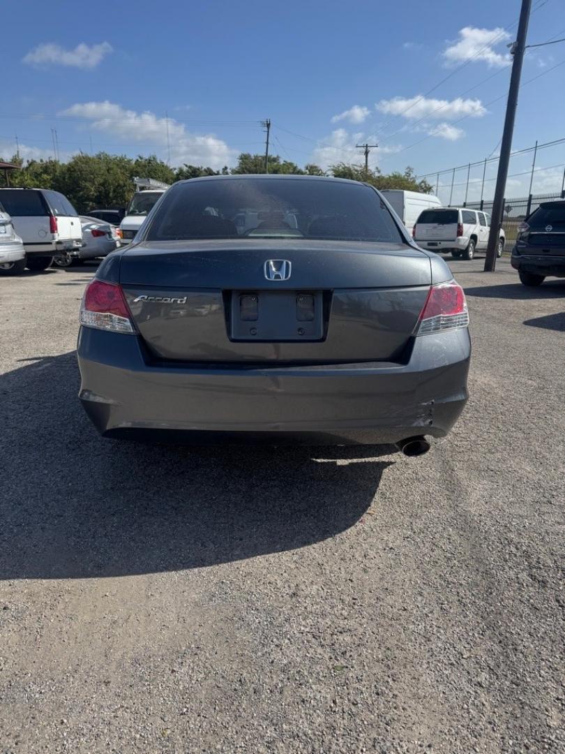 2010 GRAY HONDA ACCORD LXP (1HGCP2F49AA) with an 2.4L engine, Automatic transmission, located at 1507 S Hwy 67, Cedar Hill, TX, 75104, (972) 293-1833, 32.556370, -96.973297- Photo#3