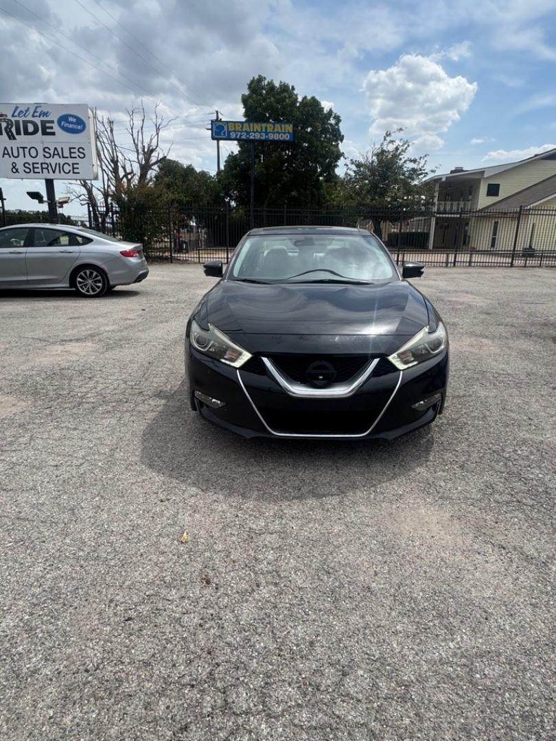 2017 BLACK NISSAN MAXIMA 3.5S (1N4AA6AP1HC) with an 3.5L engine, Continuously Variable transmission, located at 1507 S Hwy 67, Cedar Hill, TX, 75104, (972) 293-1833, 32.556370, -96.973297- Photo#1