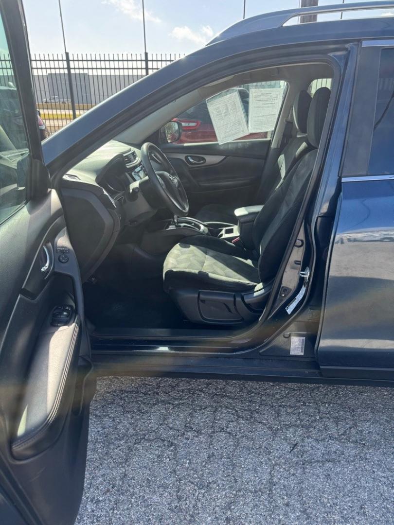 2016 BLUE NISSAN ROGUE S (5N1AT2MNXGC) with an 2.5L engine, Continuously Variable transmission, located at 1507 S Hwy 67, Cedar Hill, TX, 75104, (972) 293-1833, 32.556370, -96.973297- Photo#4