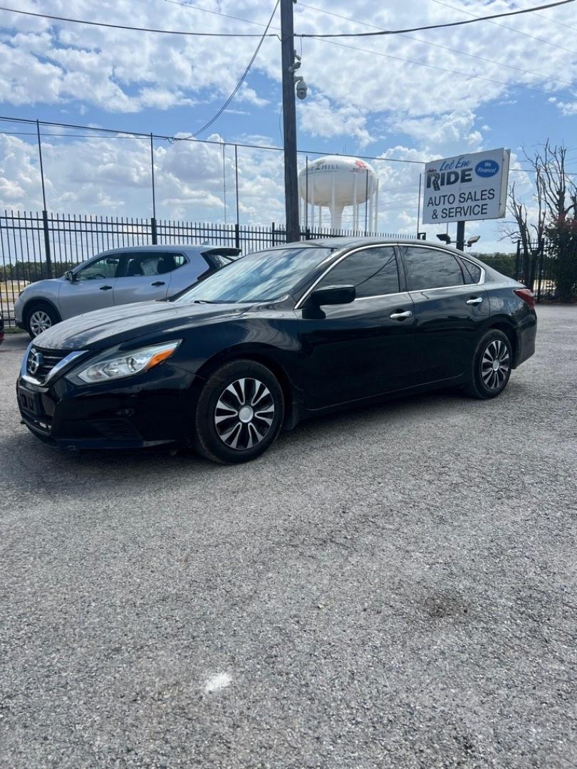2018 BLACK NISSAN ALTIMA 2.5 (1N4AL3AP1JC) with an 2.5L engine, Continuously Variable transmission, located at 1507 S Hwy 67, Cedar Hill, TX, 75104, (972) 293-1833, 32.556370, -96.973297- Photo#0