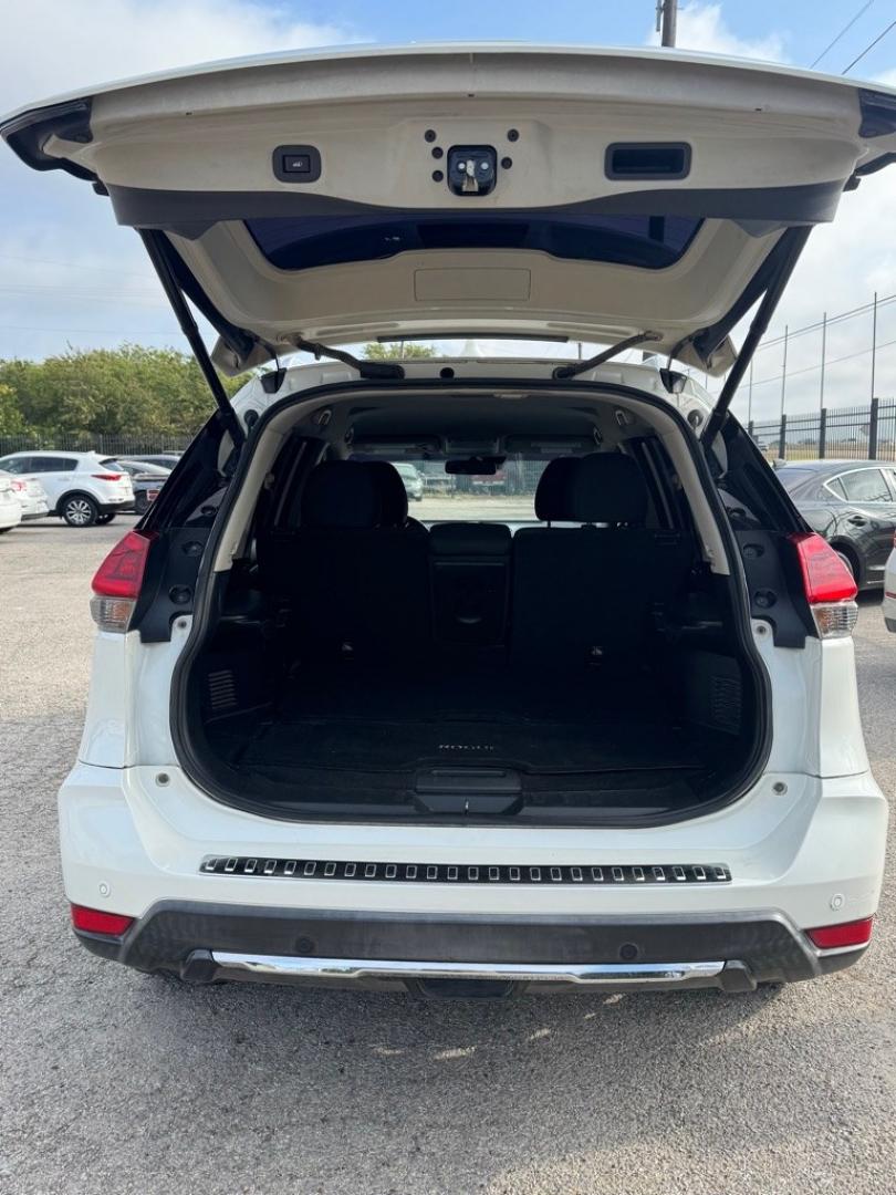 2019 WHITE NISSAN ROGUE S (KNMAT2MT3KP) with an 2.5L engine, Continuously Variable transmission, located at 1507 S Hwy 67, Cedar Hill, TX, 75104, (972) 293-1833, 32.556370, -96.973297- Photo#3