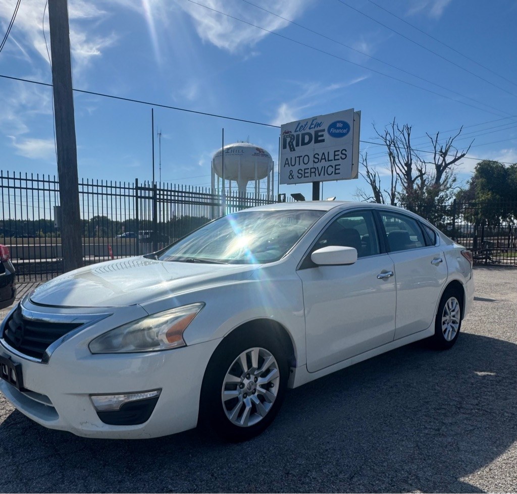 photo of 2015 NISSAN ALTIMA 2.5